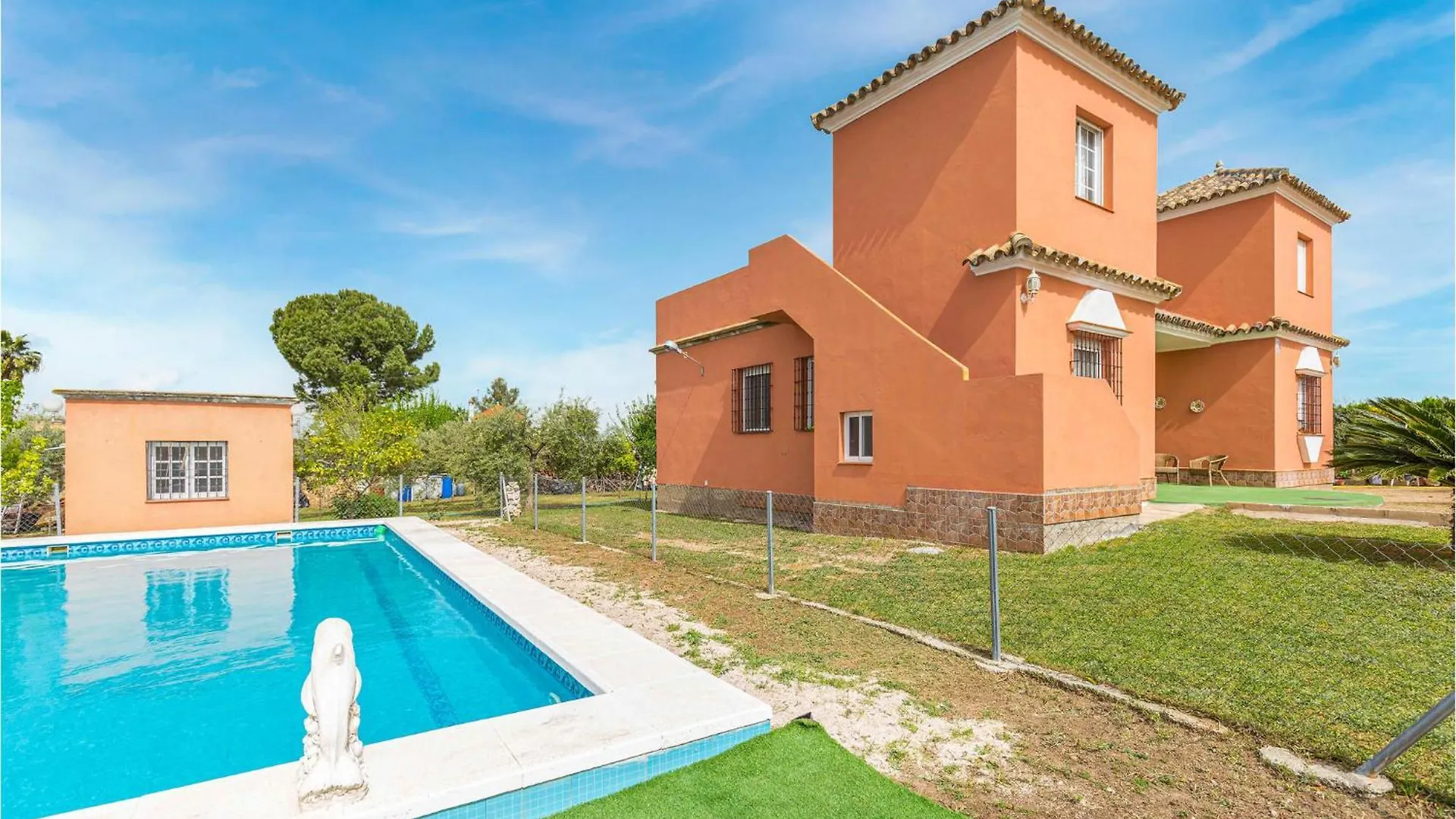 Holiday home Gorgeous Home In Arahal With Kitchen El Arahal