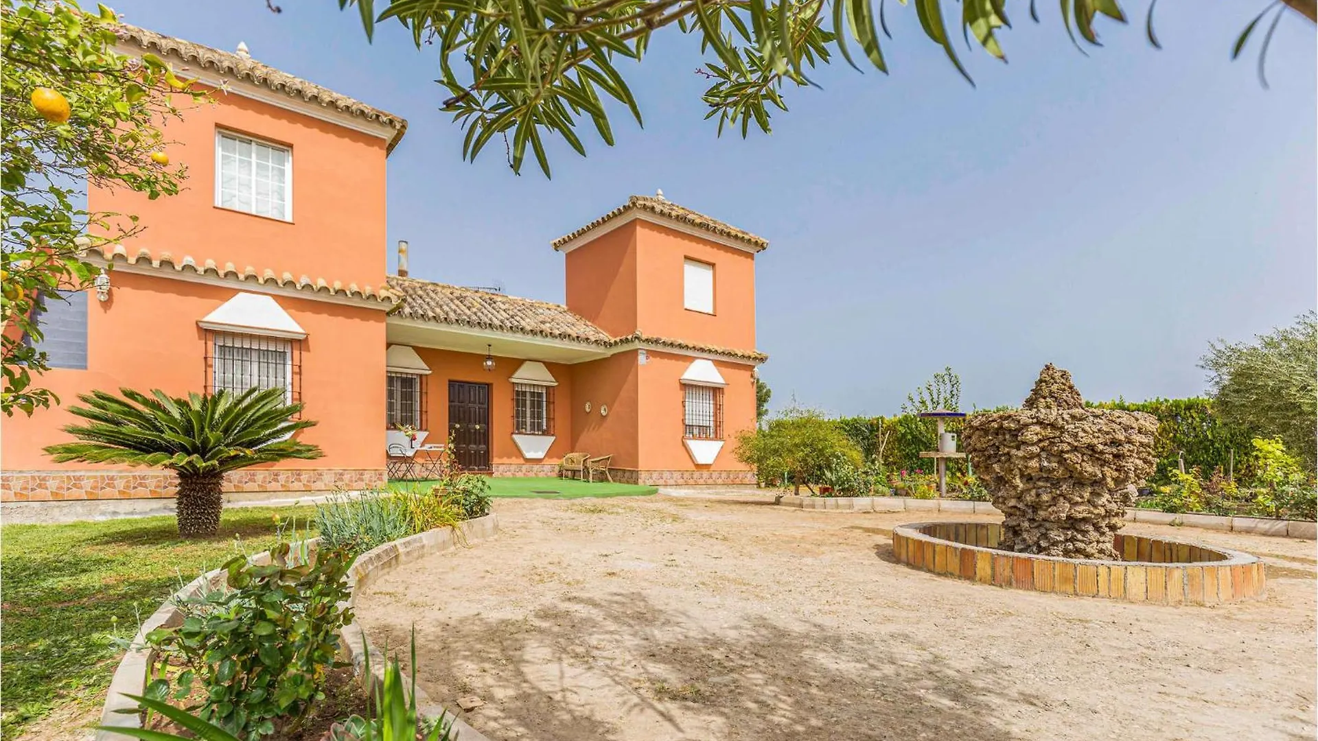 Holiday home Gorgeous Home In Arahal With Kitchen El Arahal